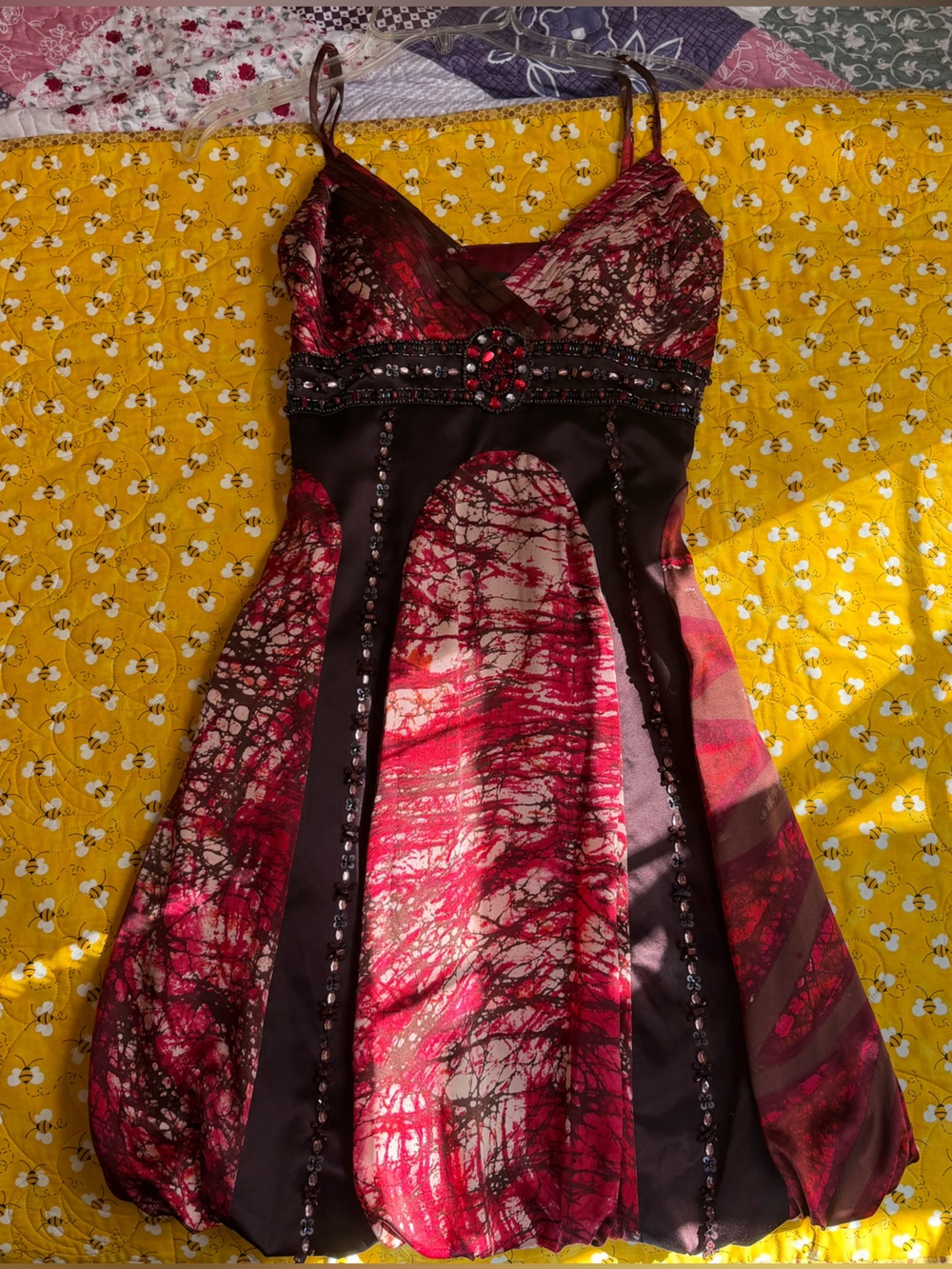 Sue Wong Red and Black Beaded Mini Dress 100% Silk